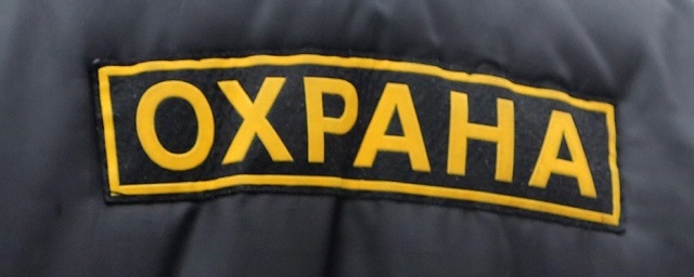 В Сыктывкаре уволят охранника школы № 1, распылившего перцовый баллончик в лицо женщине